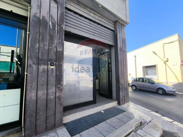 Locale in affitto di 68 m² in Via Mannarino, 9