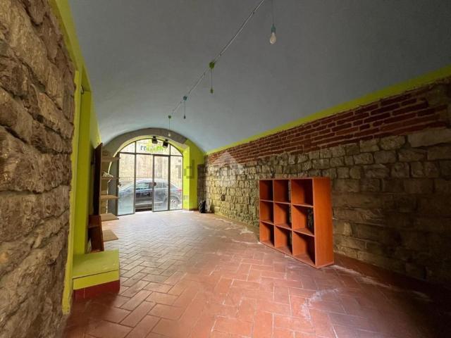 Locale in affitto di 68 m² in Via Palestro