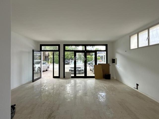 Locale in affitto di 69 m² in Via Piave, 22