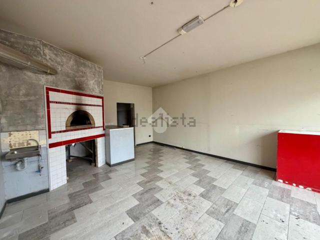 Locale in affitto di 69 m² in Via San Croce Bigolina