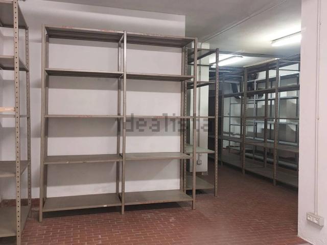 Locale in affitto di 73 m² in Via de&apos  Fusari, 6