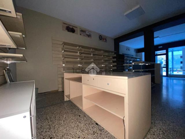 Locale in affitto di 70 m² in Corso dei Lincei, 15