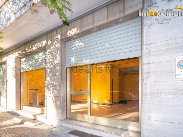 Locale in affitto di 70 m² in Corso Giacomo Matteotti, 54
