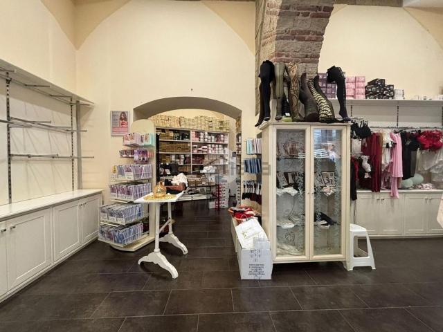 Locale in affitto di 70 m² in Corso Giuseppe Garibaldi, 253