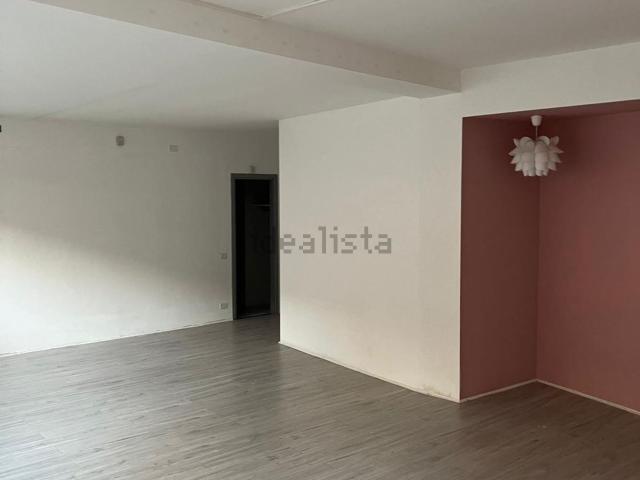 Locale in affitto di 70 m² in Piazza XX Settembre