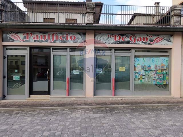 Locale in affitto di 70 m² in Piazza Indipendenza, 13