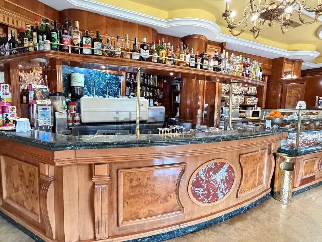Locale in affitto di 70 m² in Piazza Nazionale, 95
