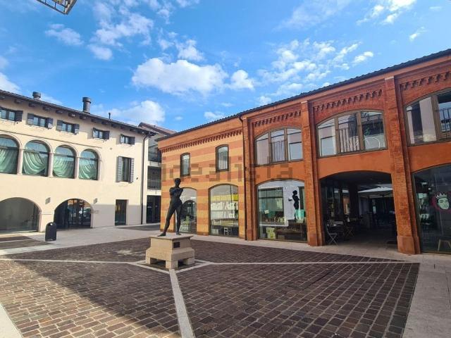 Locale in affitto di 70 m² in Strada Senza Nome