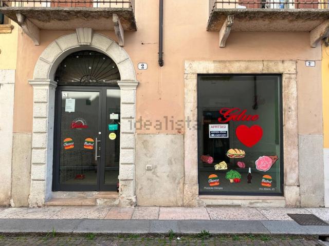 Locale in affitto di 70 m² in Vicolo Morette, 2