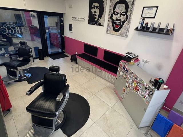 Locale in affitto di 70 m² in Via Umberto Maddalena