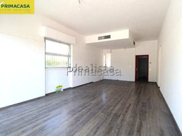 Locale in affitto di 70 m² in Via Valpolicella