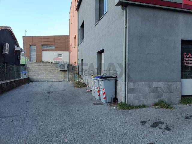 Locale in affitto di 70 m² in Via Alessandro Arienti, 1