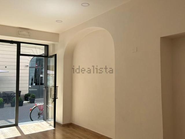 Locale in affitto di 70 m² in Via Appia