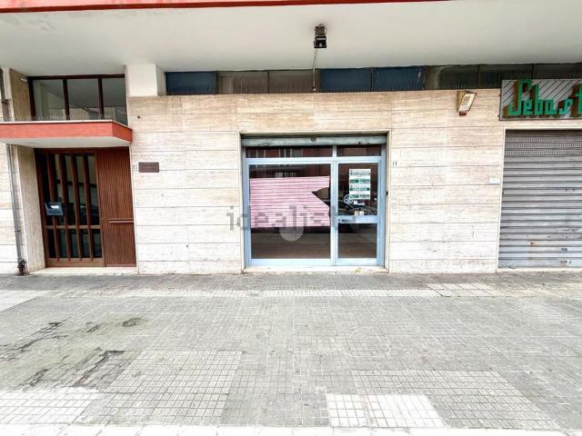 Locale in affitto di 70 m² in Via Benedetto Croce, 11