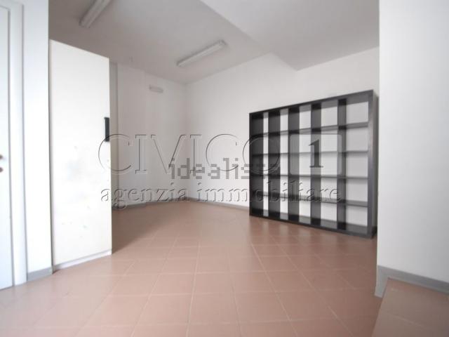 Locale in affitto di 70 m² in Via Chiesanuova