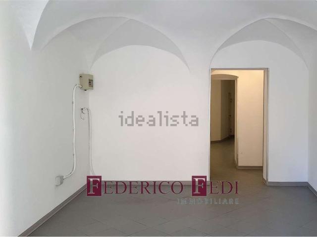 Locale in affitto di 70 m² in Via della Stufa