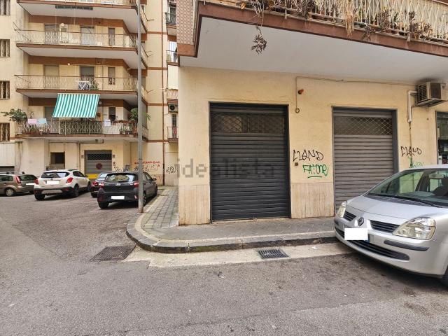 Locale in affitto di 70 m² in Via delle Muratelle