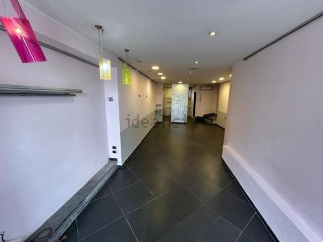 Locale in affitto di 70 m² in Via di Gello