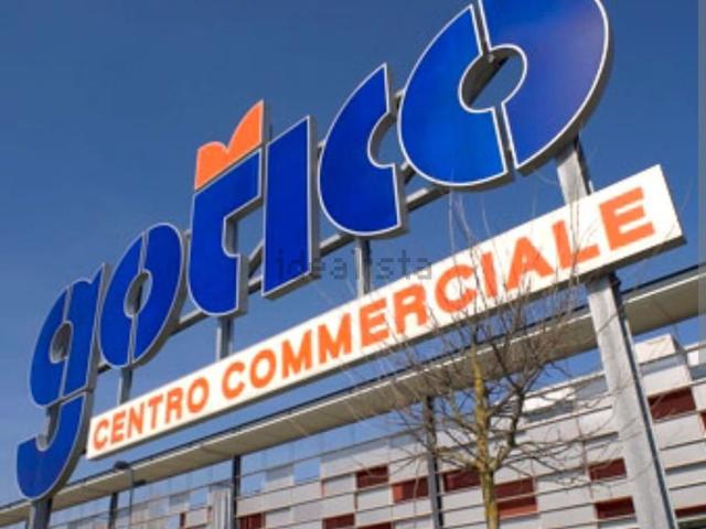 Locale in affitto di 70 m² in Via Emilia Parmense