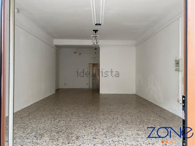 Locale in affitto di 70 m² in Via G. Marconi, 45