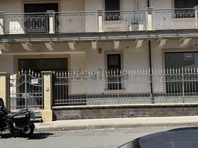 Locale in affitto di 70 m² in Via G. Ruggieri, 6