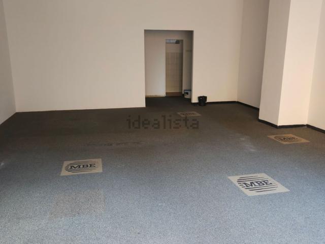Locale in affitto di 70 m² in Via Giovanni Amendola, 25