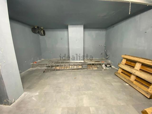 Locale in affitto di 70 m² in Via Giacinto Gigante
