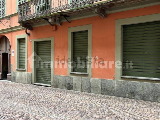 Locale in affitto di 70 m² in Via Gualtieri