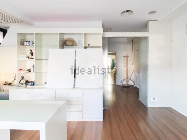 Locale in affitto di 70 m² in Via IV Novembre