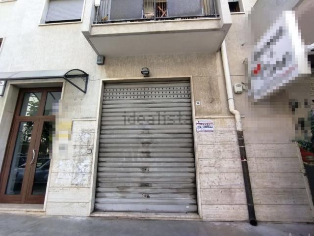 Locale in affitto di 70 m² in Via la Sorte, 38