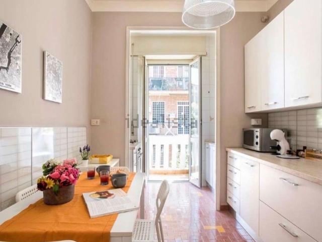 Locale in affitto di 70 m² in Via Montepulciano, 42