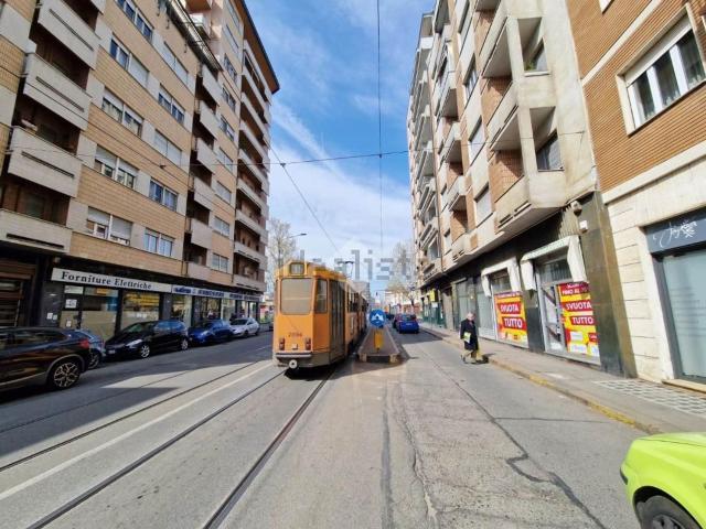 Locale in affitto di 70 m² in Via Monginevro, 194