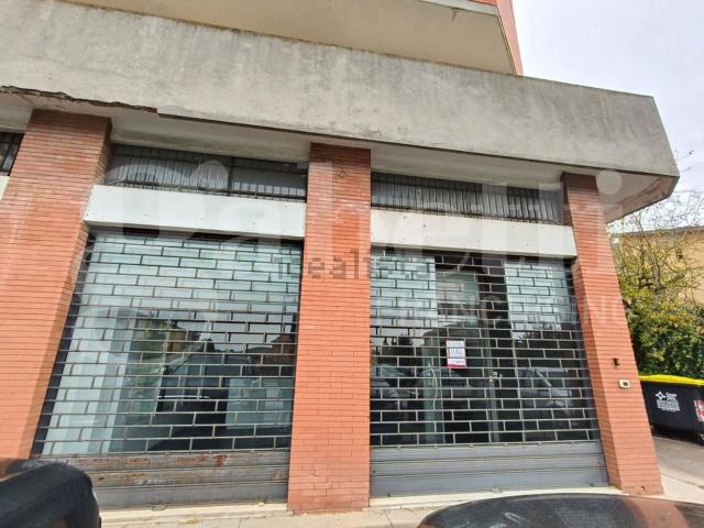 Locale in affitto di 70 m² in Via Rimembranze, 111