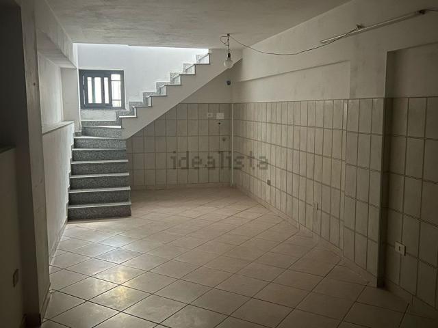 Locale in affitto di 70 m² in Via San Martino