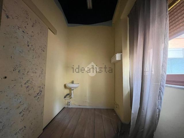 Locale in affitto di 70 m² in Viale Antonio Pacinotti, 200