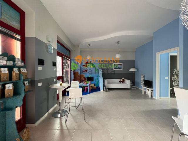 Locale in affitto di 70 m²