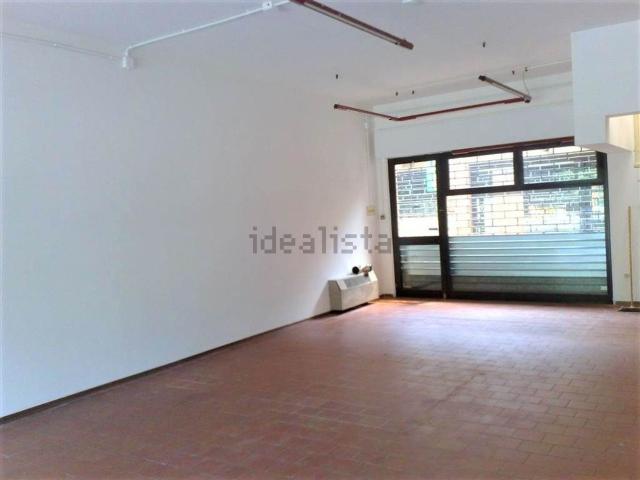 Locale in affitto di 70 m²