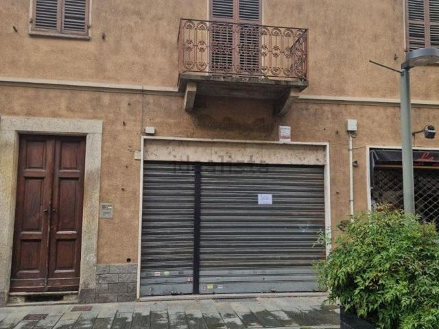 Locale in affitto di 71 m² in Via Roma, 9