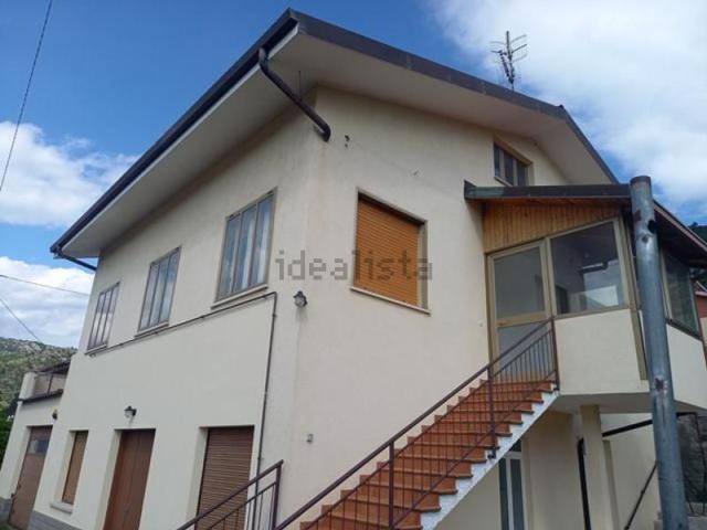 Locale in affitto di 71 m²