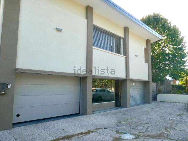 Locale in affitto di 71 m²