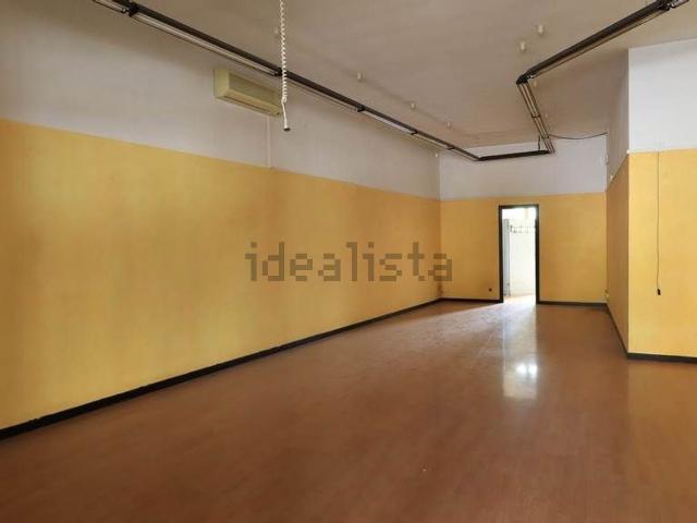 Locale in affitto di 77 m²
