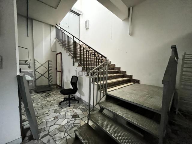 Locale in affitto di 750 m² in Via Privata Detta Scippa, 22