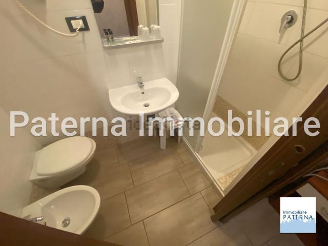 Locale in affitto di 750 m² in Piazza Colombo, 4