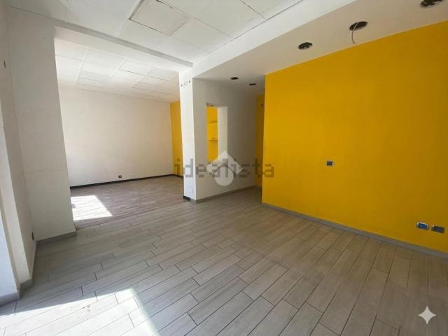 Locale in affitto di 75 m² in Corso Torino, 14