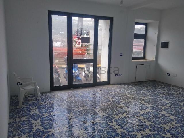 Locale in affitto di 75 m² in Via T.M.Amendola