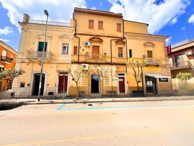 Locale in affitto di 101 m² in Via Teresa Masselli, 29