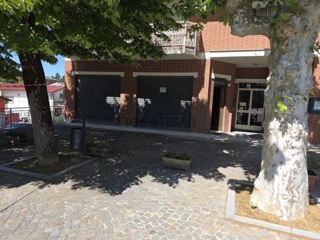 Locale in affitto di 75 m² in Via Umberto I