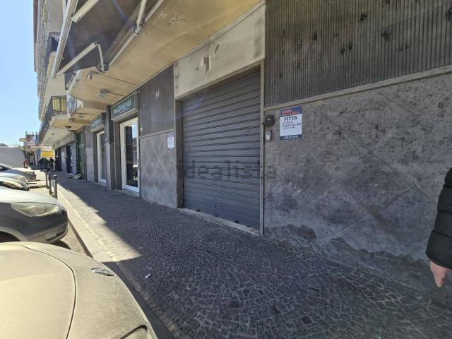 Locale in affitto di 75 m² in Via Campana, 189