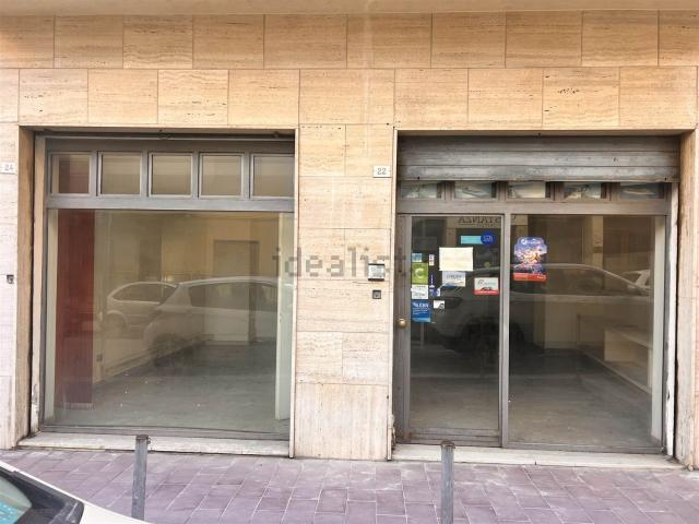 Locale in affitto di 75 m² in Via Carlo Marx, 2
