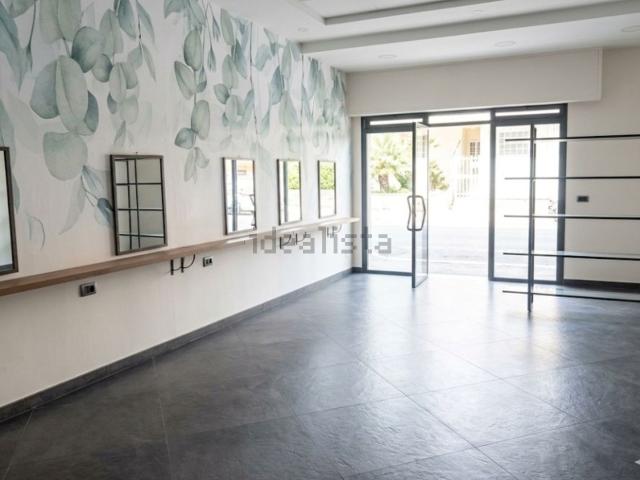 Locale in affitto di 75 m² in Via Cesare Maccari, 92